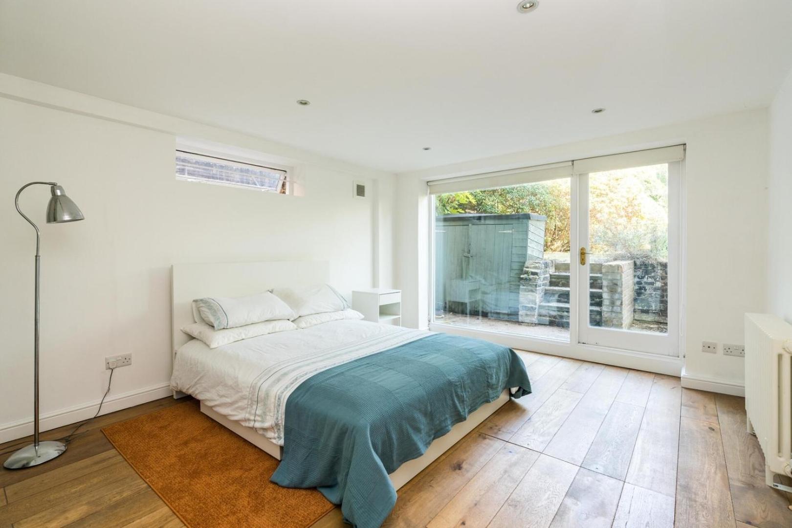 Fantastic 3 Bedroom Flat West Hampstead Londres Exterior foto