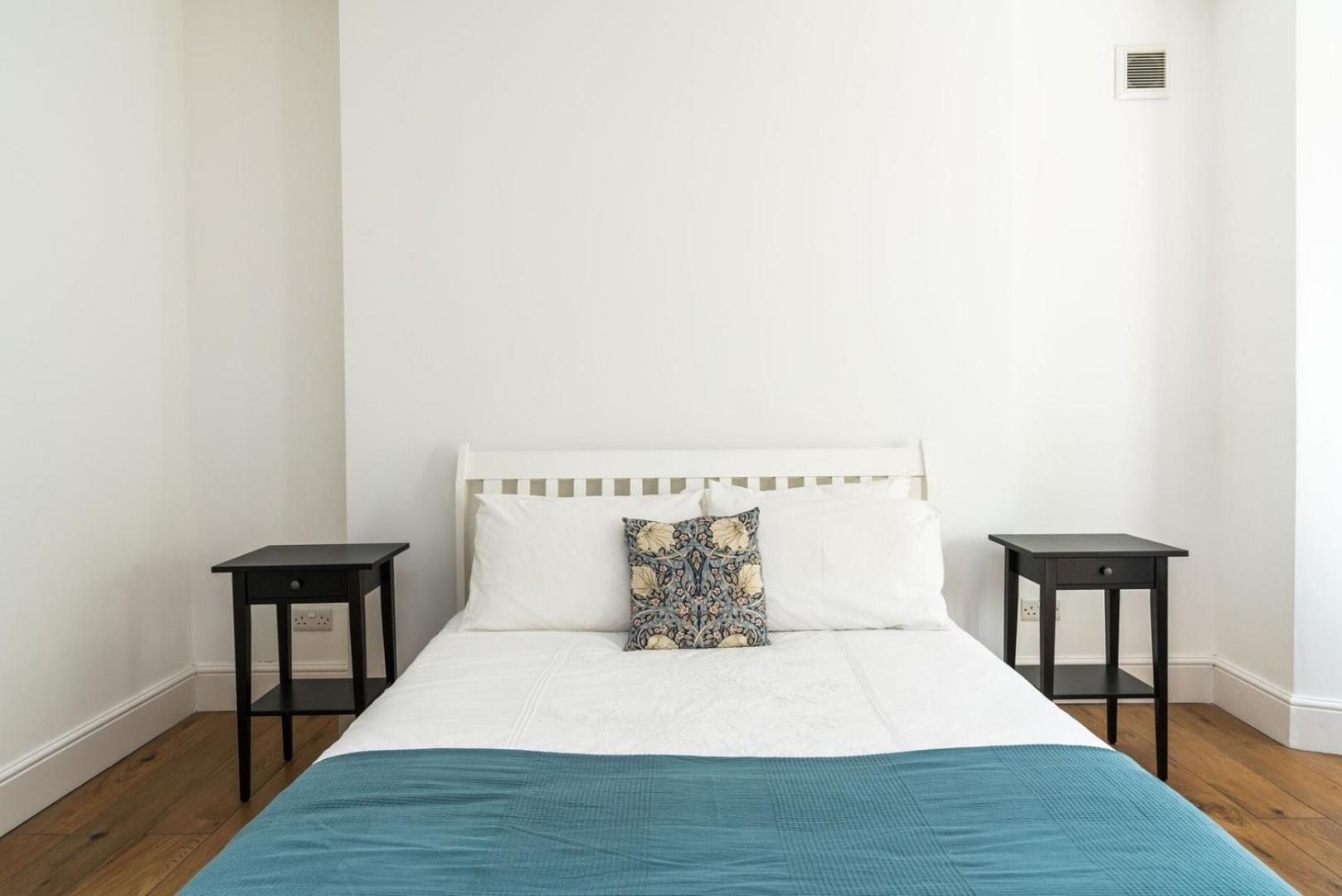 Fantastic 3 Bedroom Flat West Hampstead Londres Exterior foto