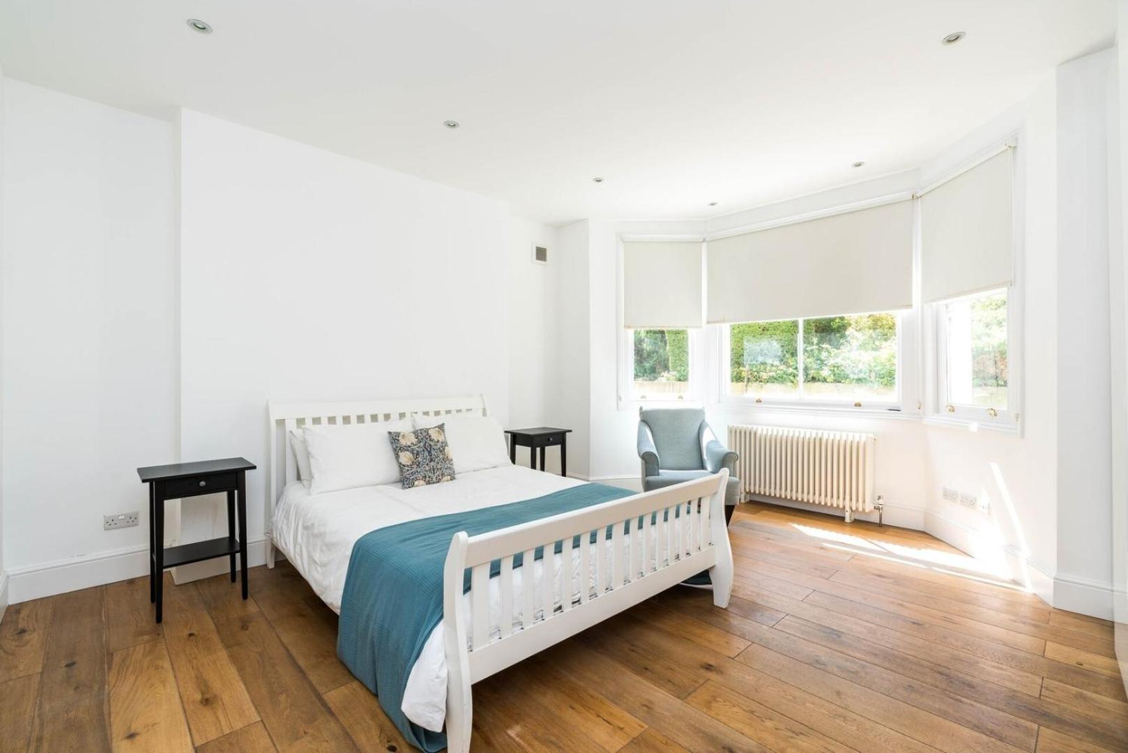 Fantastic 3 Bedroom Flat West Hampstead Londres Exterior foto